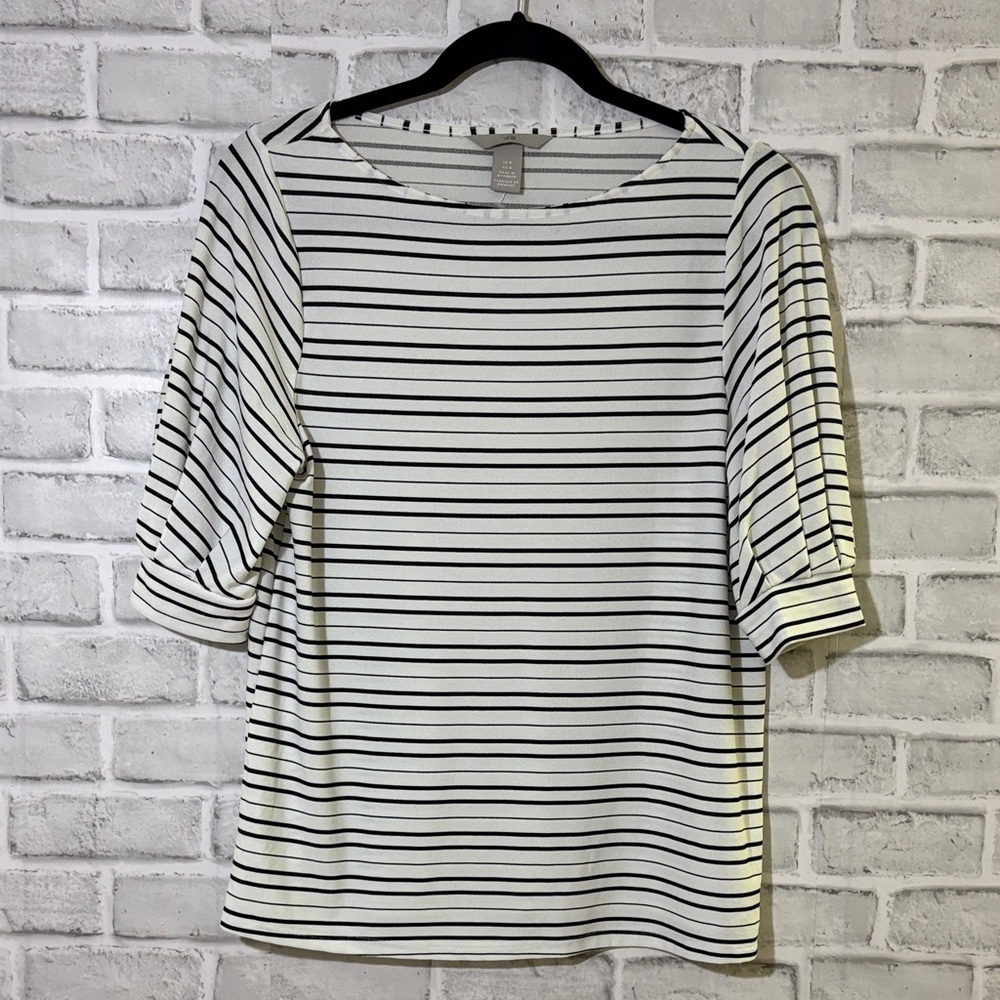 H&M Black and White Striped 3/4 Sleeve Top, size medium